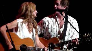 Rodney Crowell & Chely Wright - She's crazy for leaving