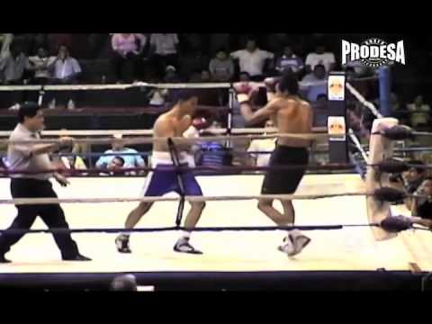 Pelea Cristian Ruiz vs Larry Marenco - Videos Prodesa