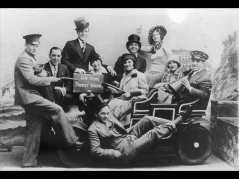 Ted Lewis & His Band - I'm Walking Around In A Dream - 1929