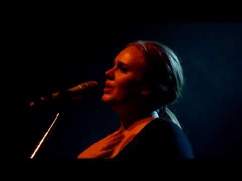 Someone like you - Adele - Live in Berlin - March 27th 2011