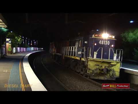 Australian diesel locomotives - Cheltenham - Friday night, November 18th, 2011.