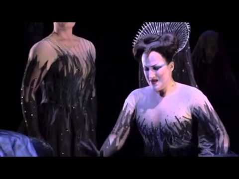 flauto magico - Regina della Notte - Diana Damrau: un duetto con sé stessa.
