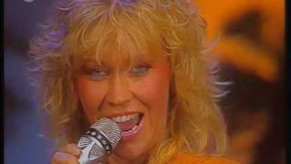 [HQ] - Agnetha Fältskog - The Heat Is On - 1983