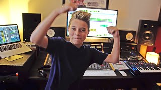 &quot;La Di Da&quot; - Lennon Stella – Studio Session (Gavin Magnus) | Jam Jr.