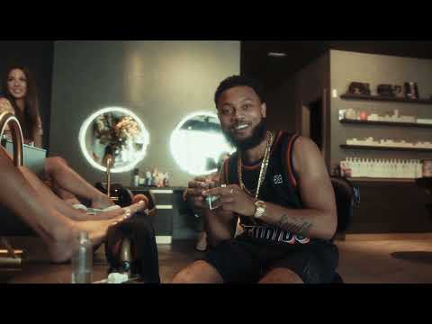 Saaff - Hot Girl Summer (Prod. by Barttelini)