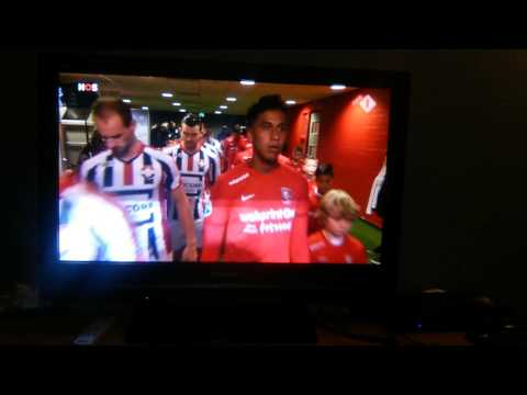 Milo bij FC Twente tegen Willem II