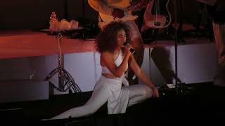 Solange - Don&#39;t Let Me Down w/ Dev Hynes - Live @ The Hollywood Bowl 9-24-17  HD