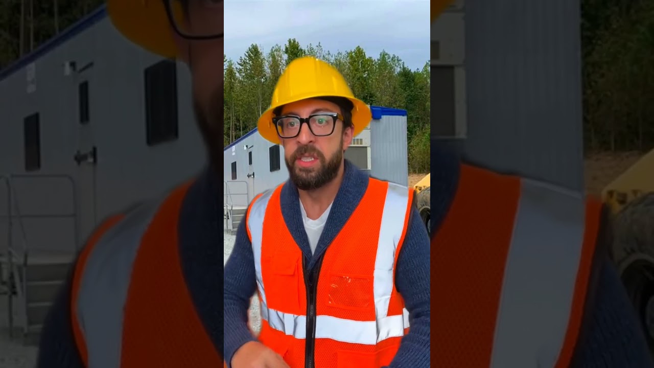 Builders Gone Bananas! #funnyshorts #construction #constructionfails
