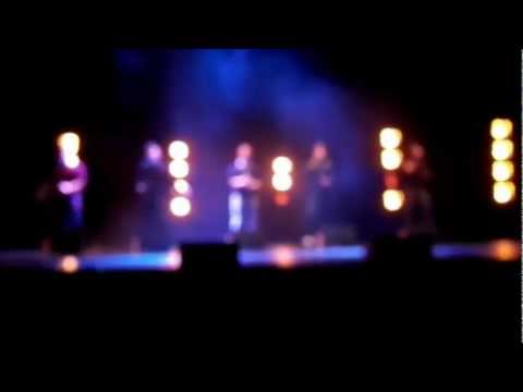 Auryn - Stop and listen (En concierto)