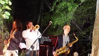 The Mavericks in Cuba at Los Jardines de la Tropical, La Mucara