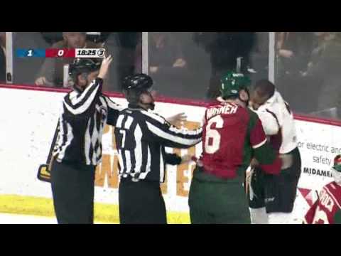 Akim Aliu vs Hunter Warner