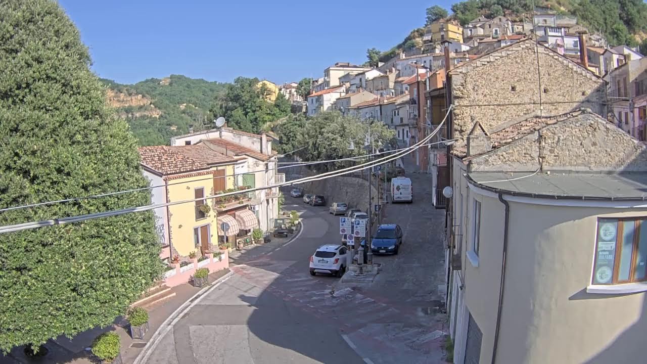 Live webcam view of Castronuovo di Sant'Andrea Village View