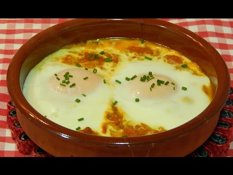 Cómo hacer huevos al horno a la Barcelonesa / Receta fácil