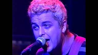 Green Day - Who Wrote Holden Caulfield? live [MUCHMUSIC INTIMATE &amp; INTERACTIVE 2000]