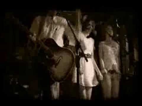 A Mad World, My Masters. FaCe Book. Live at NXNE 2013.