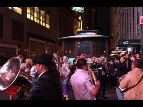Kocani Orkestar's New York adventure on Mehanata's Gypsy Party Bus: Times Square