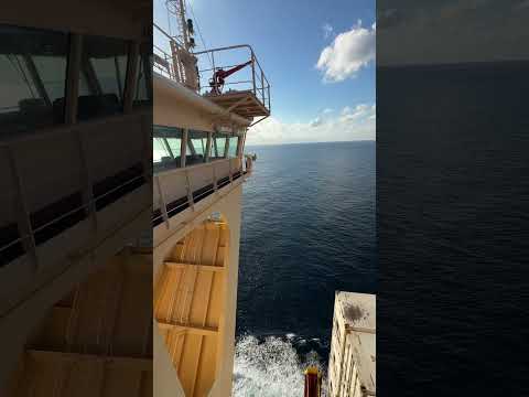 Странный объект посреди Тихого океана #story #shorts  #топ