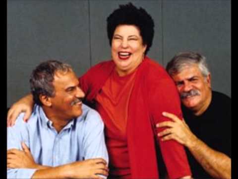 Música e Trabalho: Milagre (Nana, Dori e Danilo Caymmi)