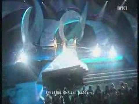 Lene Alexandra  - Sillycone valley