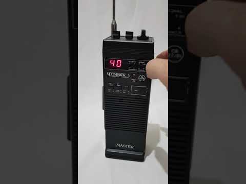 Vintage Moonraker Master Portable handheld CB Radio Demo