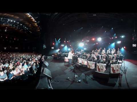 Quincy Jones - Soul Bossa Nova - 360° VR (Live at the 50th Montreux Jazz Festival)