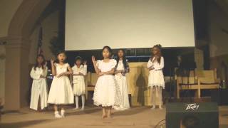 Children Christmas dance