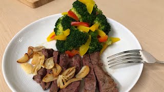 台北週末日常 彩椒耶誕料理 歐姆蛋早餐 捐血車 牛排耶誕樹 馬鈴薯燉肉便當