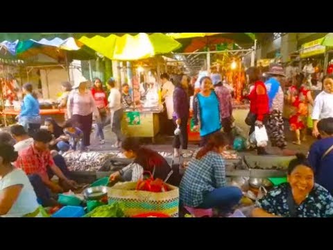 Asian Street Food - Natural Living In Cambodian Market - Phnom Penh