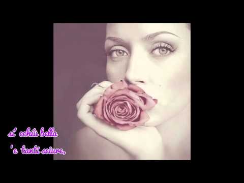 Poesia Napoletana Maggio ddè rrose versi di Mario Ferraro sott.Purtatele 'sti rrose