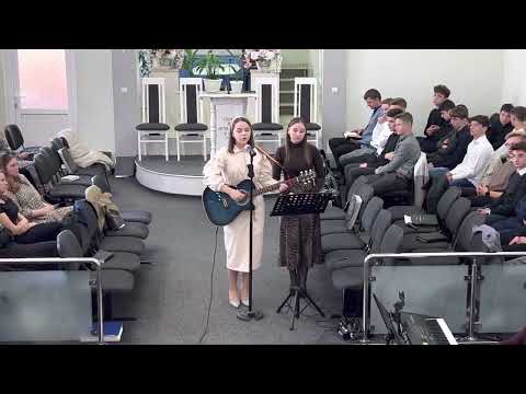 Ca un copil ma tin de bratul Tau - Adelina si Miriam