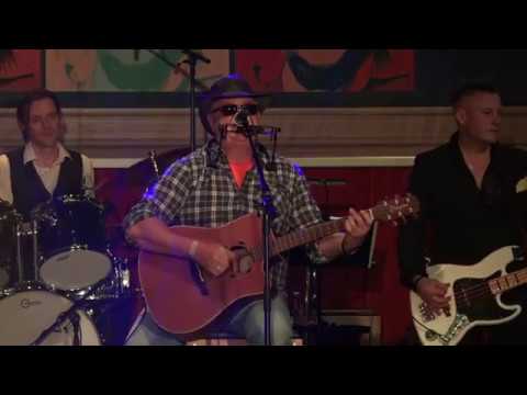 9. Dresdner Neujahrssingen - Neil Young "Heart of Gold" mit Jörg Bernhard