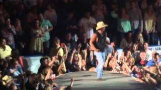KENNY CHESNEY - I GO BACK - Live in Peoria HQ