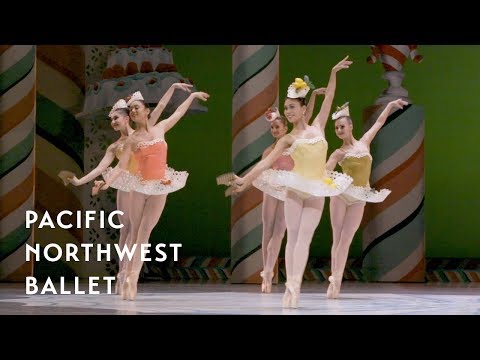 George Balanchine's The Nutcracker® - Marzipan excerpt (Pacific Northwest Ballet)