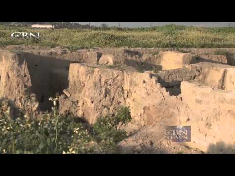 Jerusalem Dateline:  U.N. Rejects Bid To Force Statehood  -- January 2, 2015