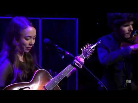 Sarah Jarosz - "Over The Edge" (eTown webisode #588)