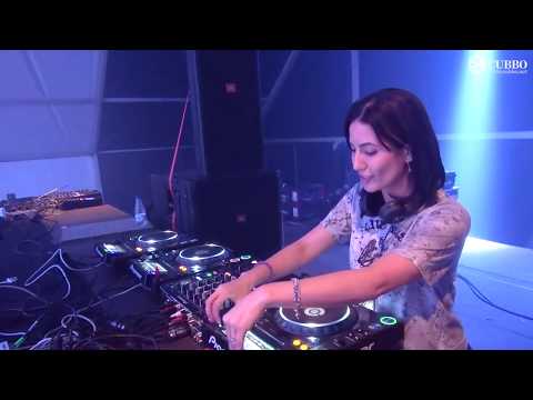 HardTechno: Fernanda Martins @ Techno-Flash Festival SPN APR/2015 (VideoSet)