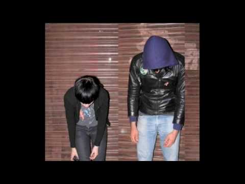 Black Panther - Crystal Castles (Lyrics)