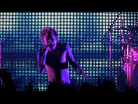 DIR EN GREY - Hageshisa to, Kono Mune no Naka de Karamitsuita... (Symphonic live ver.)