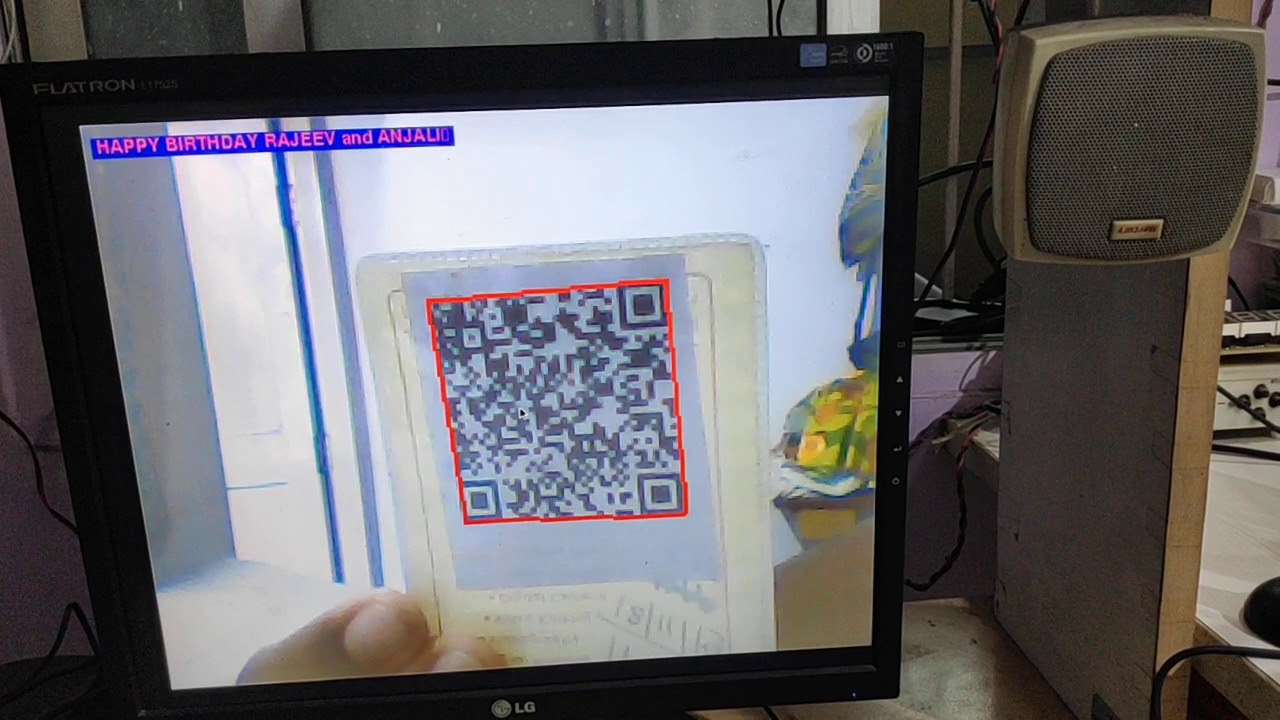 Realtime QR code detection and decoding on USB webcam