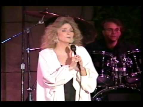 JUDY COLLINS - "Send In The Clowns" LIVE 1991