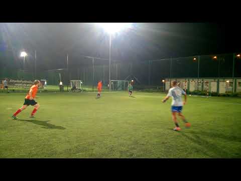 StrefaFutbolu.pl: Squad - Pomarańczowi