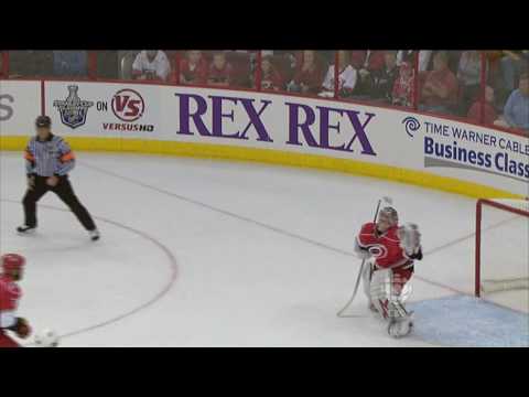 Max Talbot scores a lucky goal on Cam Ward! Game 4 Pens @ Canes ECF - YouTube