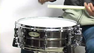 Video thumbnail for Pearl Custom Alloy Sensitone Steel Limited Edition 스네어드럼 by rhythmfactory1