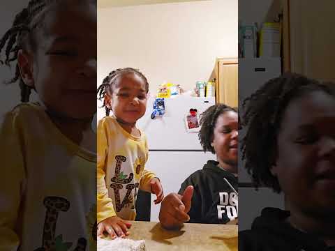 We Tried the Viral Grillo Pickle Dip!! 😋😋