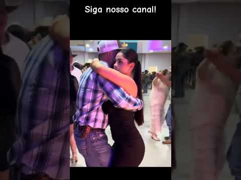 Vamos dança Forro #passossertanejos #Mamonas #roça #vidanaroça #minasgerais #vidareal  #mulherbonita