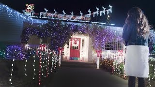 O Come All Ye Faithful - Epic Flash Mob Carol #LIGHTtheWORLD | The Five Strings