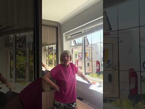 Customer video review