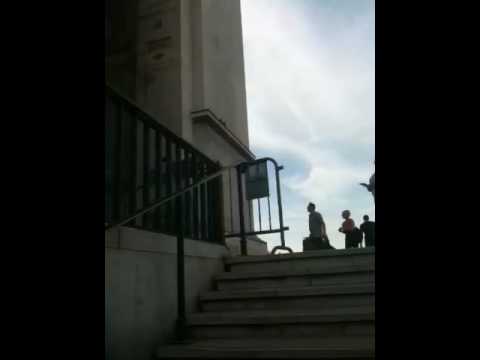 comment monter en haut de l'arc de triomphe