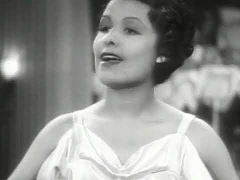 Lena Horne sings "I Know You Remember" - Duke Is Tops (1938)