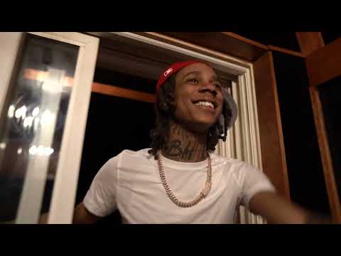 Bloodyhound Lil Jeff & Lil Scoom89 Go to LA and shoot a video in a Hellcat!